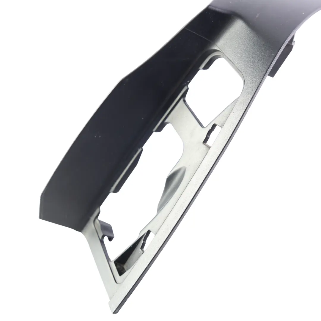 Moldura Canalón Trasero Izquierdo para BMW F33 con número de pieza 7308093 BMW F33 Moldura Canalón Trasero Izquierdo - SKU 7308093 - Número de pieza 7308093