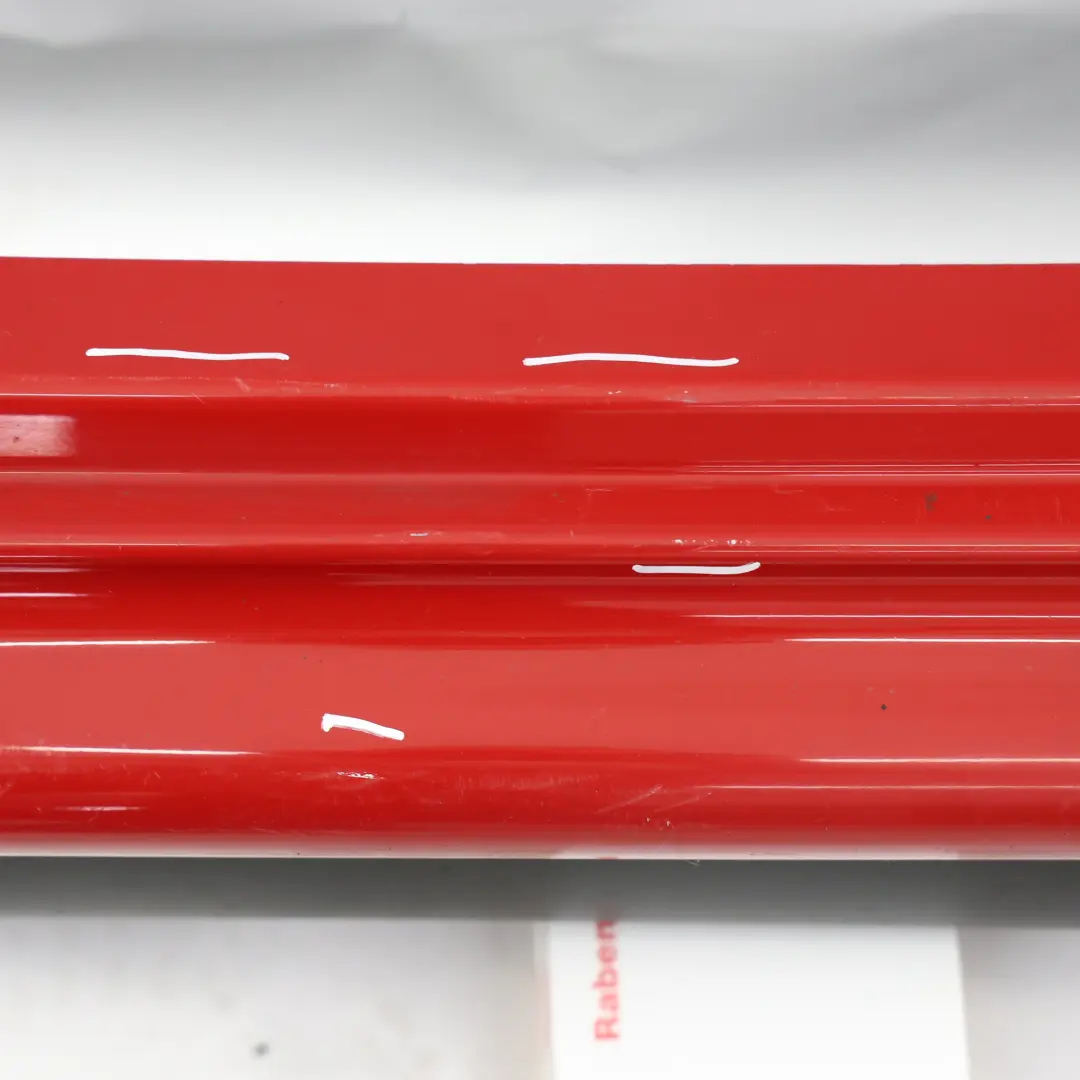 Copriparafango Laterale Modanatura JCW Destro Rosso Chili 851 per Mini F55 con numero di parte 7381034 Mini F55 Copriparafango Laterale Modanatura JCW Destro Rosso Chili 851 - SKU 7381034-CHRED - Numero di parte 7381034