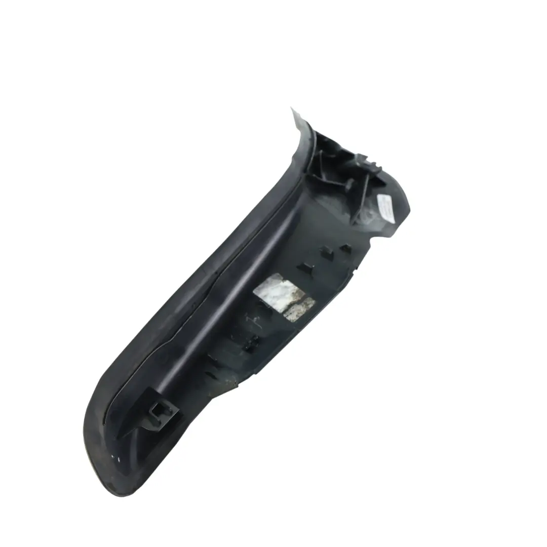 BMW G30 F90 Osłona Lampy Tylnej Wewnętrzna Prawa - SKU 7382960 - Numer Części 7382960