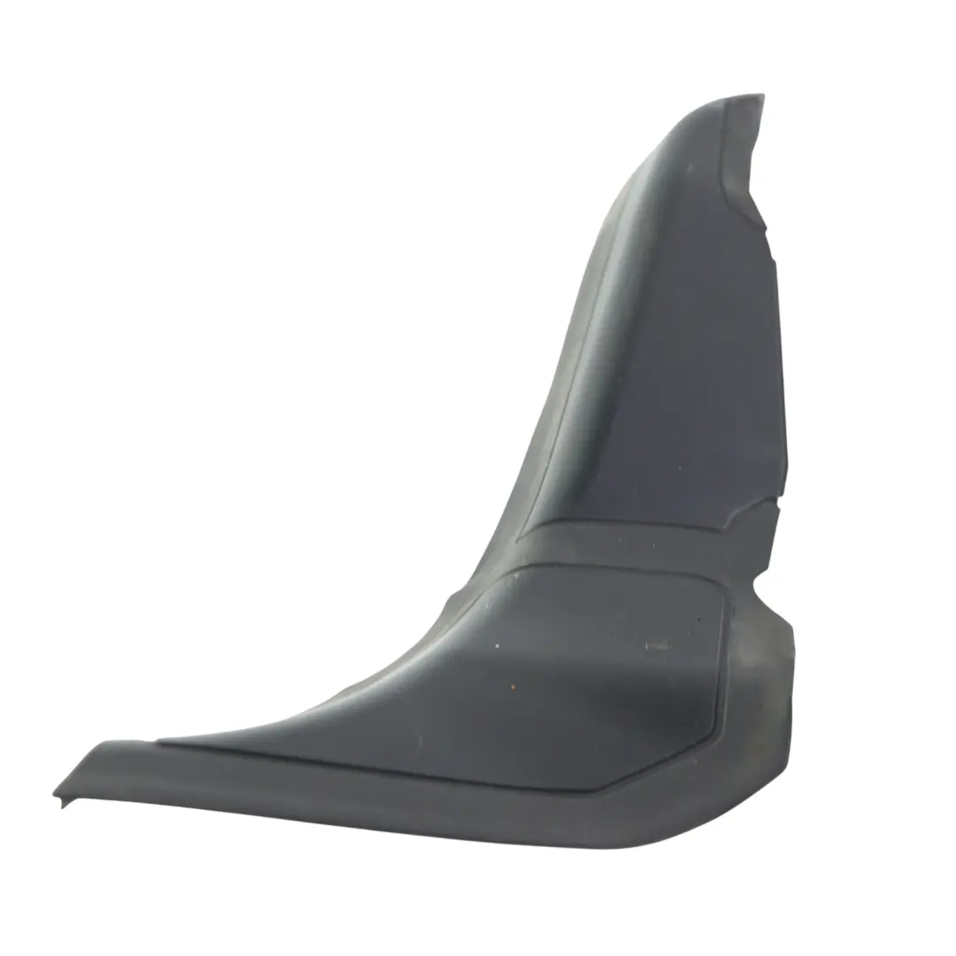 Luce Posteriore Copertura Trim Interno Destro per BMW G30 F90 con numero di parte 7382960 BMW G30 F90 Luce Posteriore Copertura Trim Interno Destro - SKU 7382960 - Numero di parte 7382960
