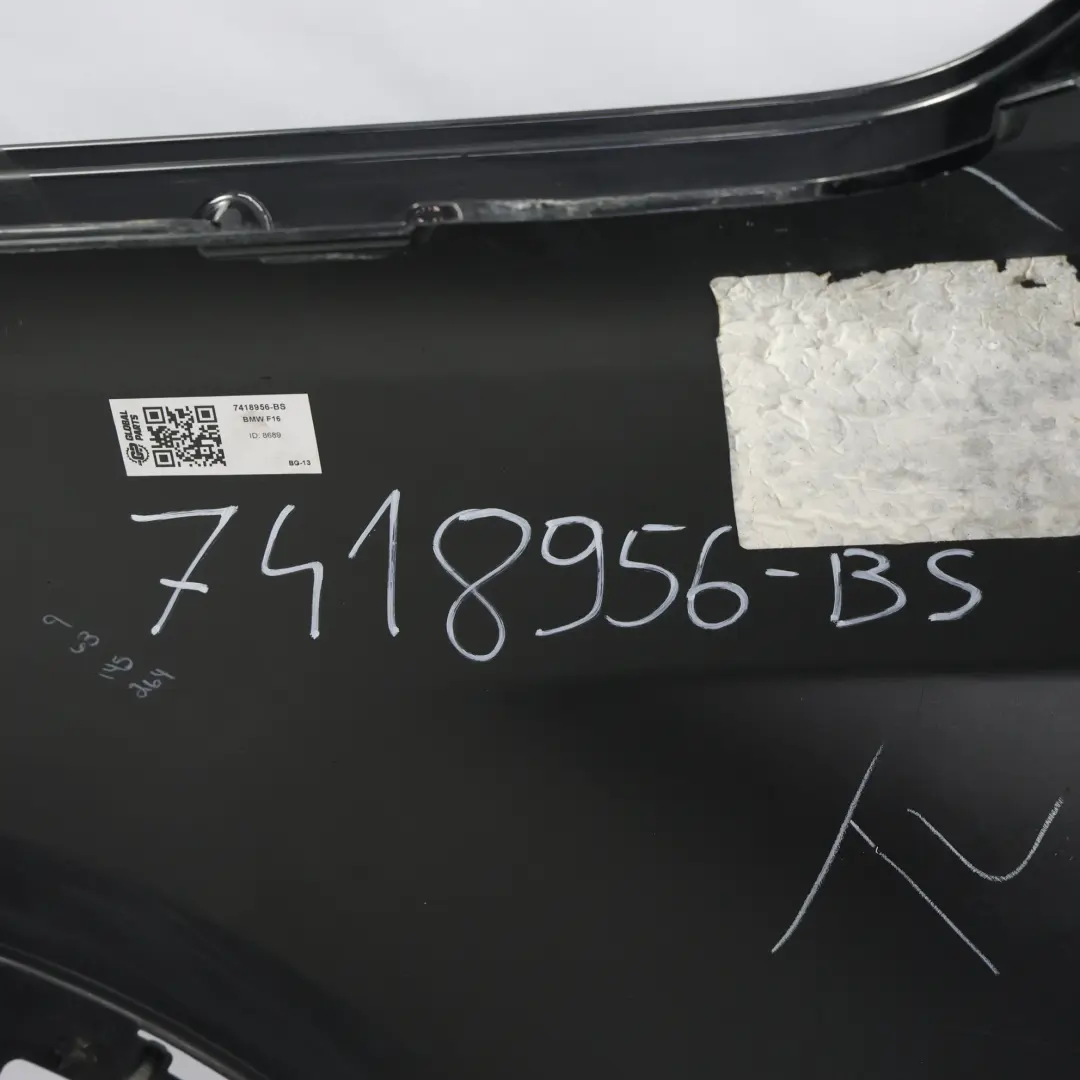 Błotnik Prawy Przedni Black Sapphire Czarny Metalik - 475 do BMW X6 F16 o numerze 7418956 BMW X6 F16 Błotnik Prawy Przedni Black Sapphire Czarny Metalik - 475 - SKU 7418956-BS - Numer Części 7418956