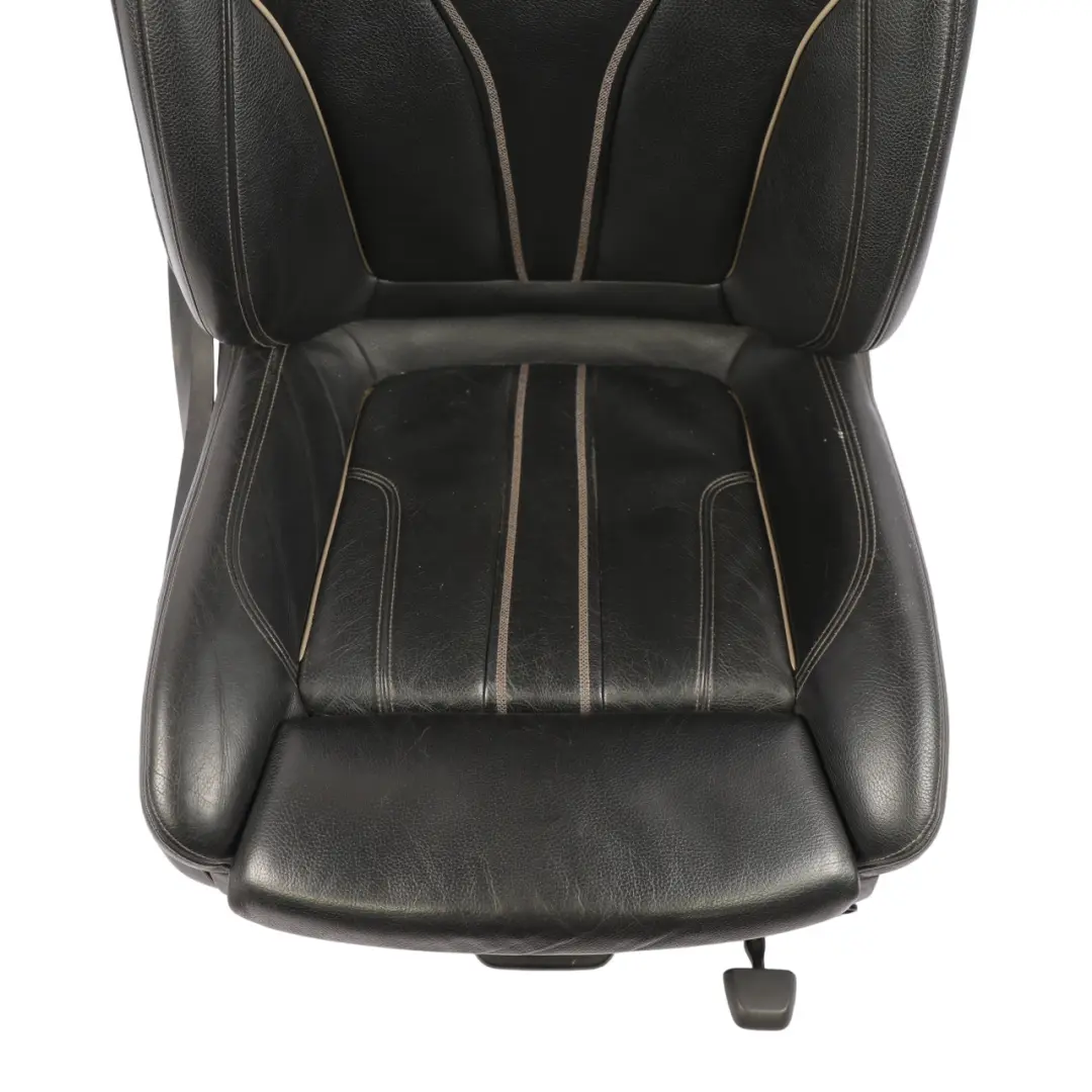 Fotel Prawy Przód Skóra Dakota Czarna do BMW G30 G31 o numerze 7457708 BMW G30 G31 Fotel Prawy Przód Skóra Dakota Czarna - SKU 7457708-3 - Numer Części 7457708