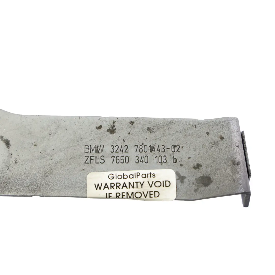 Supporto Staffa Montaggio Pompa Servosterzo per BMW E60 LCI con numero di parte 7801443 BMW E60 LCI Supporto Staffa Montaggio Pompa Servosterzo - SKU 7801443 - Numero di parte 7801443