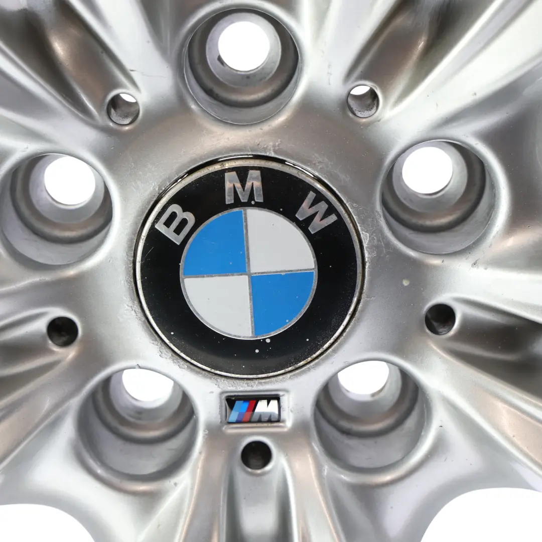 Przednia Felga Aluminiowa M 19" ET:33 8,5J do BMW F10 F11 F12 F13 o numerze 7842652 BMW F10 F11 F12 F13 Przednia Felga Aluminiowa M 19" ET:33 8,5J - SKU 7842652-2 - Numer Części 7842652