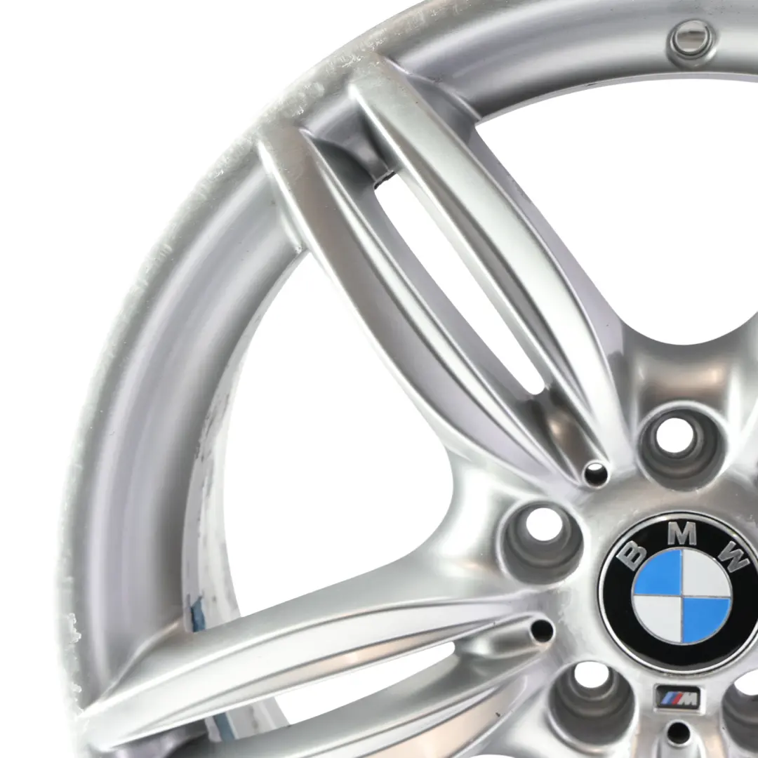 Jante Avant En Alliage BMW F10 F11 F12 19" ET:33 8,5J M Double Spoke 351 pour à propos du numéro de pièce 7842652 Jante Avant En Alliage BMW F10 F11 F12 19" ET:33 8,5J M Double Spoke 351 - SKU 7842652-3 - Numéro de pièce 7842652