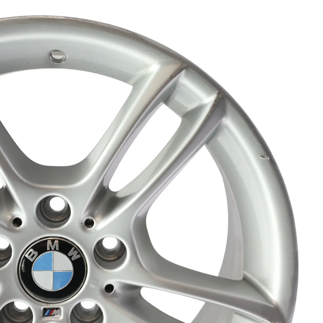 Llanta Aleacion Trasera 18" M Doble Radio 261 8,5J ET:52 para BMW E81 E82 E87 con número de pieza 7891051 BMW E81 E82 E87 Llanta Aleacion Trasera 18" M Doble Radio 261 8,5J ET:52 - SKU 7891051-2 - Número de pieza 7891051