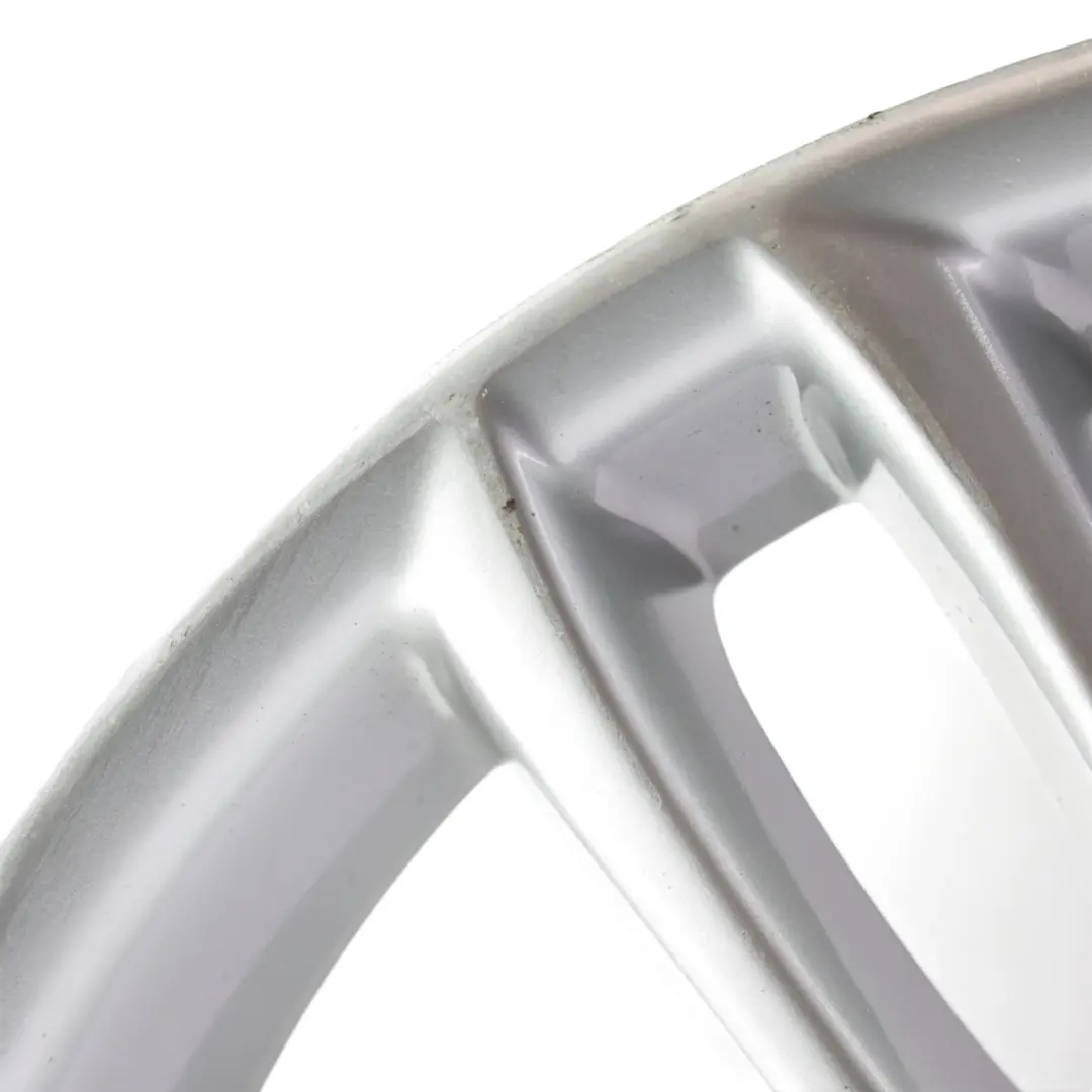 Cerchio Posteriore Lega 18" Doppi Raggi 261 8,5J ET:52 per BMW E81 E82 E87 con numero di parte 7891051 BMW E81 E82 E87 Cerchio Posteriore Lega 18" Doppi Raggi 261 8,5J ET:52 - SKU 7891051-2 - Numero di parte 7891051