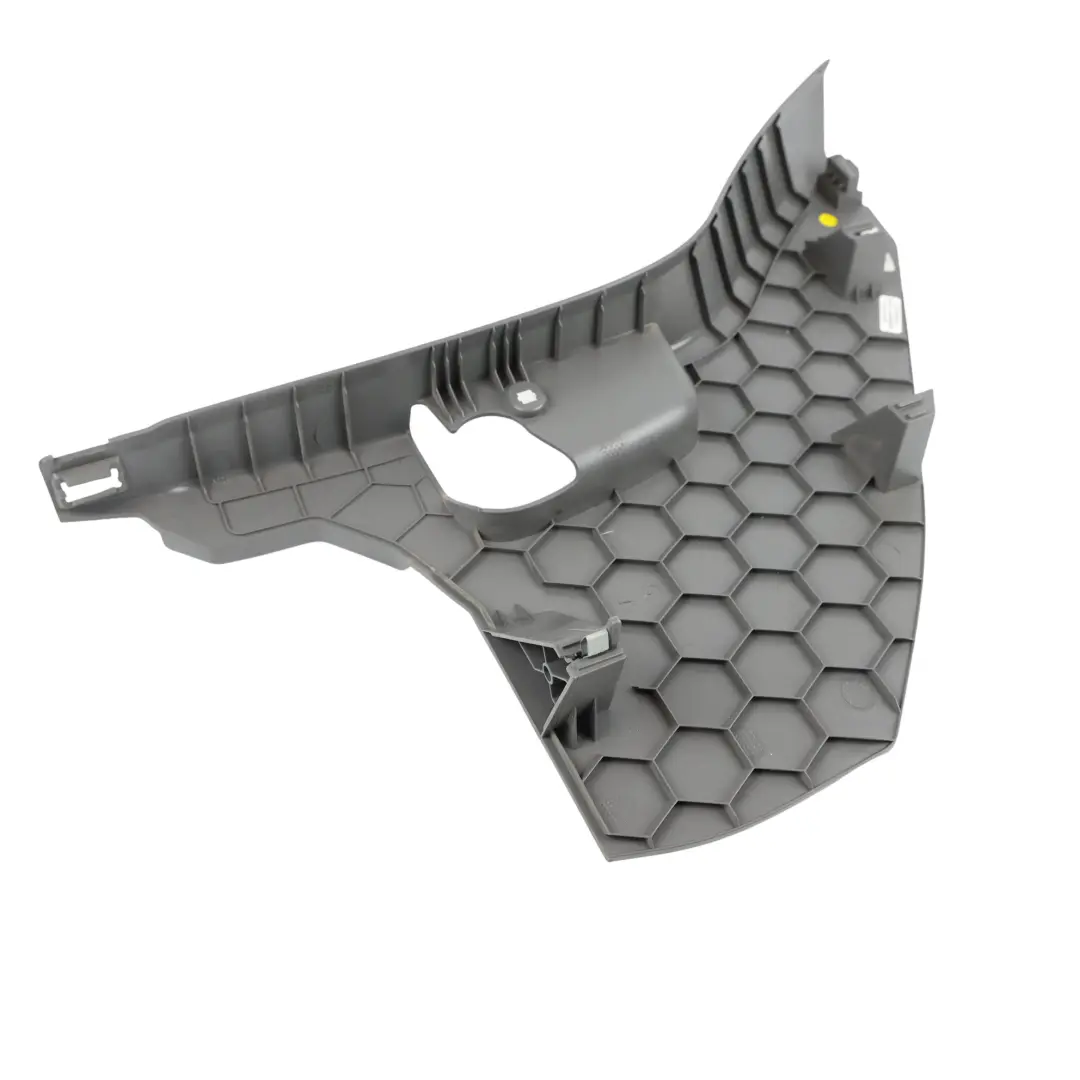 Moldura Pilar A Inferior Izquierda Gris Paladio para Volkswagen Crafter SY con número de pieza 7C0863483C Volkswagen Crafter SY Moldura Pilar A Inferior Izquierda Gris Paladio - SKU 7C0863483C - Número de pieza 7C0863483C
