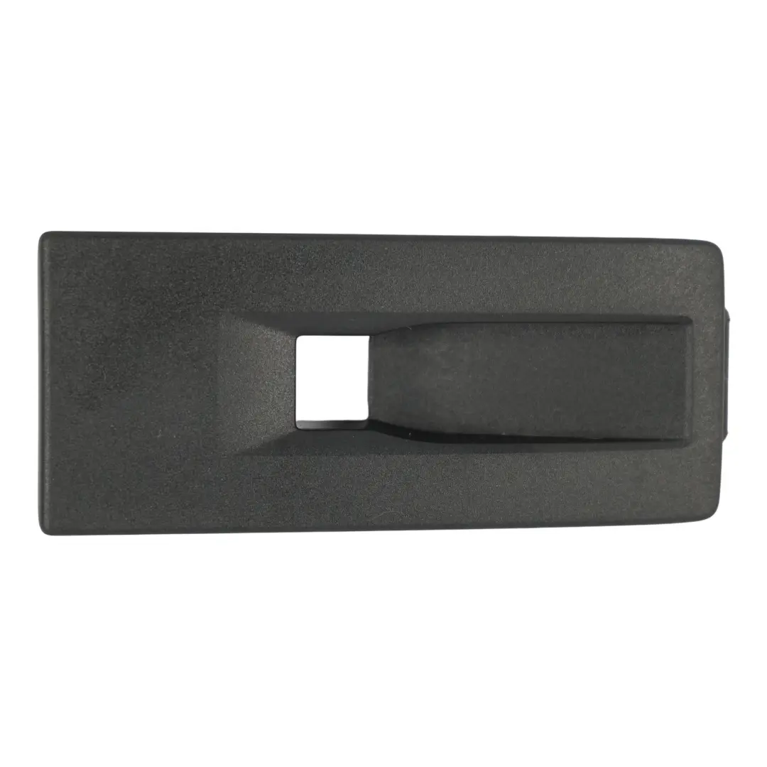 Volkswagen Crafter MK2 Cache Interrupteur Vitre Porte Avant Passager - SKU 7C0868247L - Numéro de pièce 7C0868247L