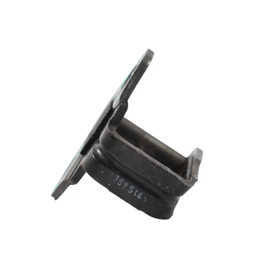 Volkswagen Caddy 2K Schiebetür Rollenhalter Fangriegel Schließblech - SKU 7H0843767B - Teilenummer 7H0843767B