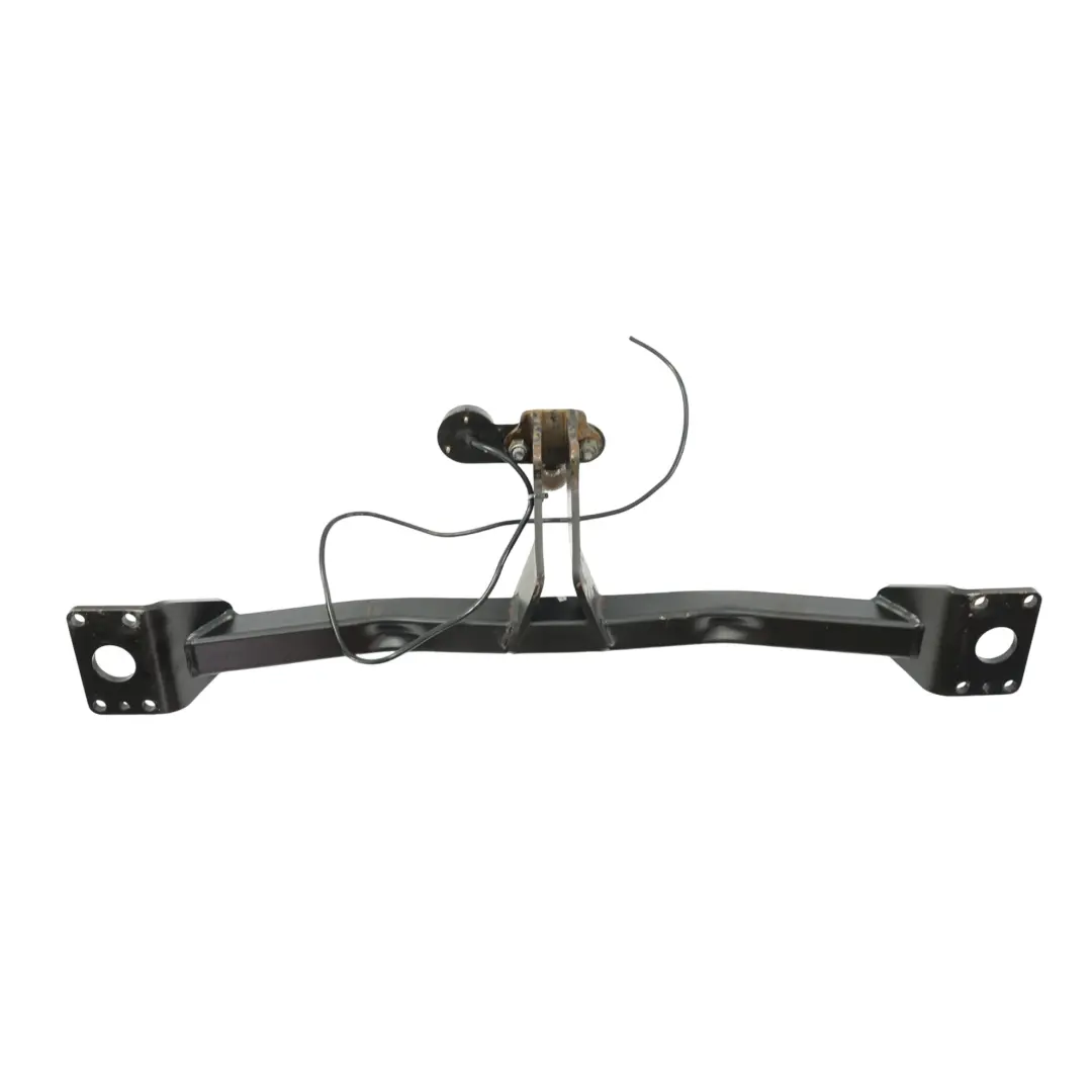 7P Hak Holowniczy Tow-Trust do Volkswagen Touareg o numerze 7L0092101A Volkswagen Touareg 7P Hak Holowniczy Tow-Trust - SKU 7L0092101A - Numer Części 7L0092101A