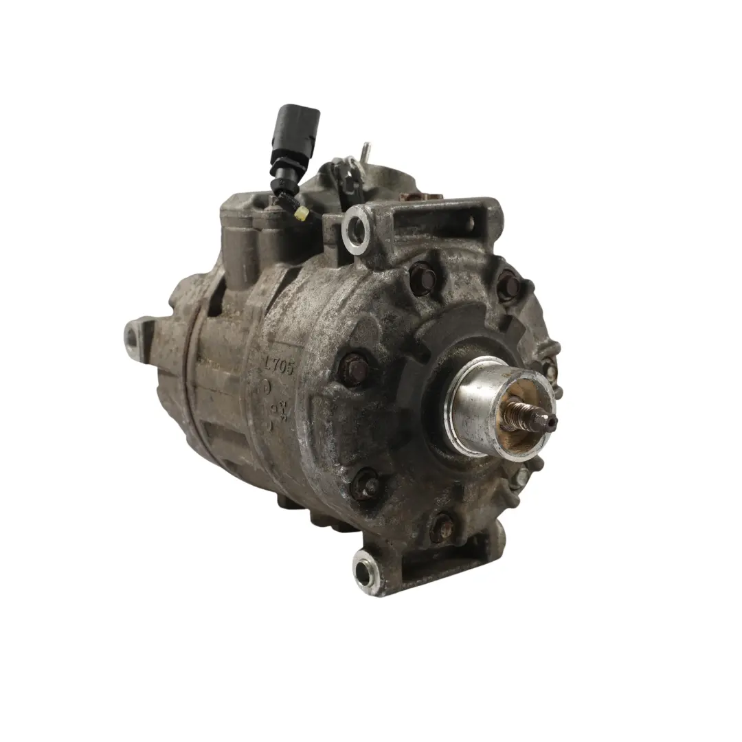 7L Compressore Pompa Aria Condizionata 3.0 TDI 7L6820803F per Audi Q7 4L VW Touareg con numero di parte 7L6820803T Audi Q7 4L VW Touareg 7L Compressore Pompa Aria Condizionata 3.0 TDI 7L6820803F - SKU 7L6820803T-2 - Numero di parte 7L6820803T