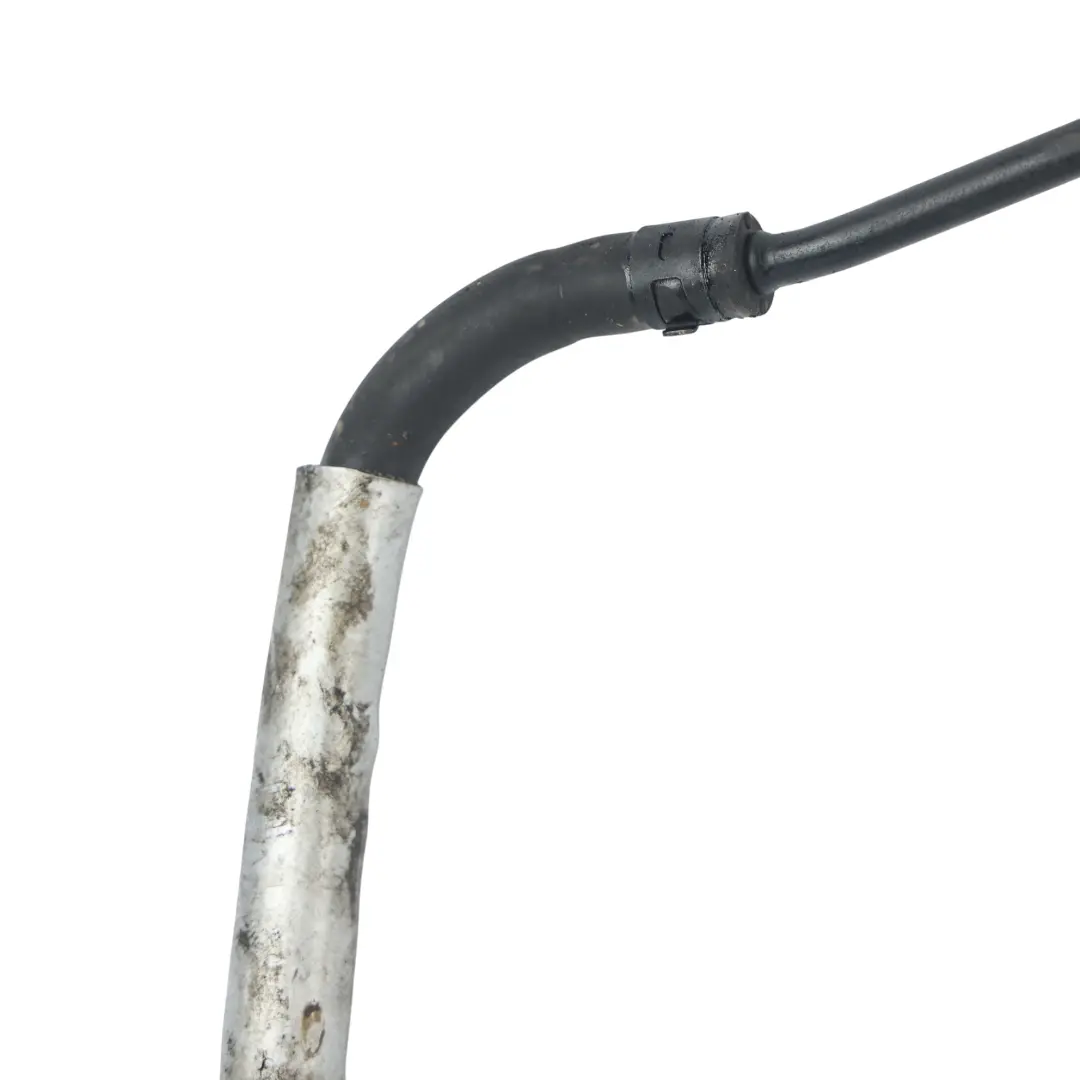 Tubo Manguera Respiradero Sistema Refrigeración 3.0 TDI para Audi Q7 4L con número de pieza 7L8122447J Audi Q7 4L Tubo Manguera Respiradero Sistema Refrigeración 3.0 TDI - SKU 7L8122447J - Número de pieza 7L8122447J