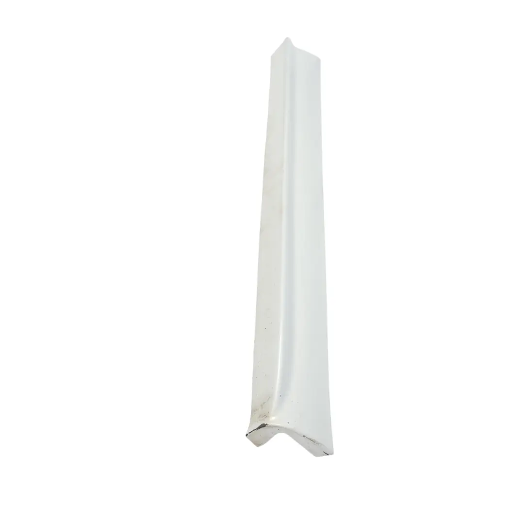 7N Moldura Puerta Delantera Derecha Blanco Plata B9Z para Volkswagen Sharan con número de pieza 7N0854940H Volkswagen Sharan 7N Moldura Puerta Delantera Derecha Blanco Plata B9Z - SKU 7N0854940H-WHS - Número de pieza 7N0854940H