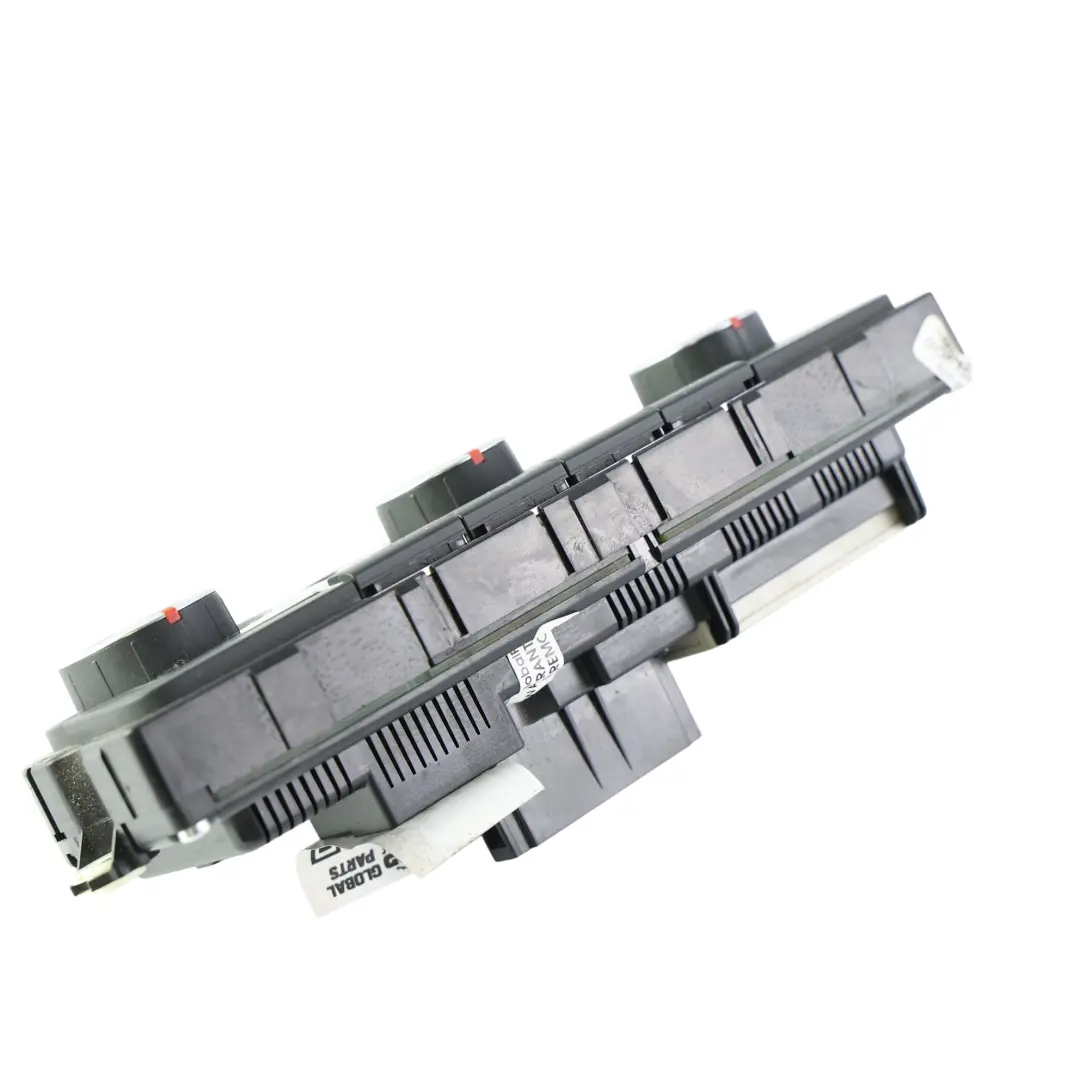 7N Interrupteur Climatisation A/C pour Volkswagen Passat B7 Sharan à propos du numéro de pièce 7N0907426Q Volkswagen Passat B7 Sharan 7N Interrupteur Climatisation A/C - SKU 7N0907426Q - Numéro de pièce 7N0907426Q