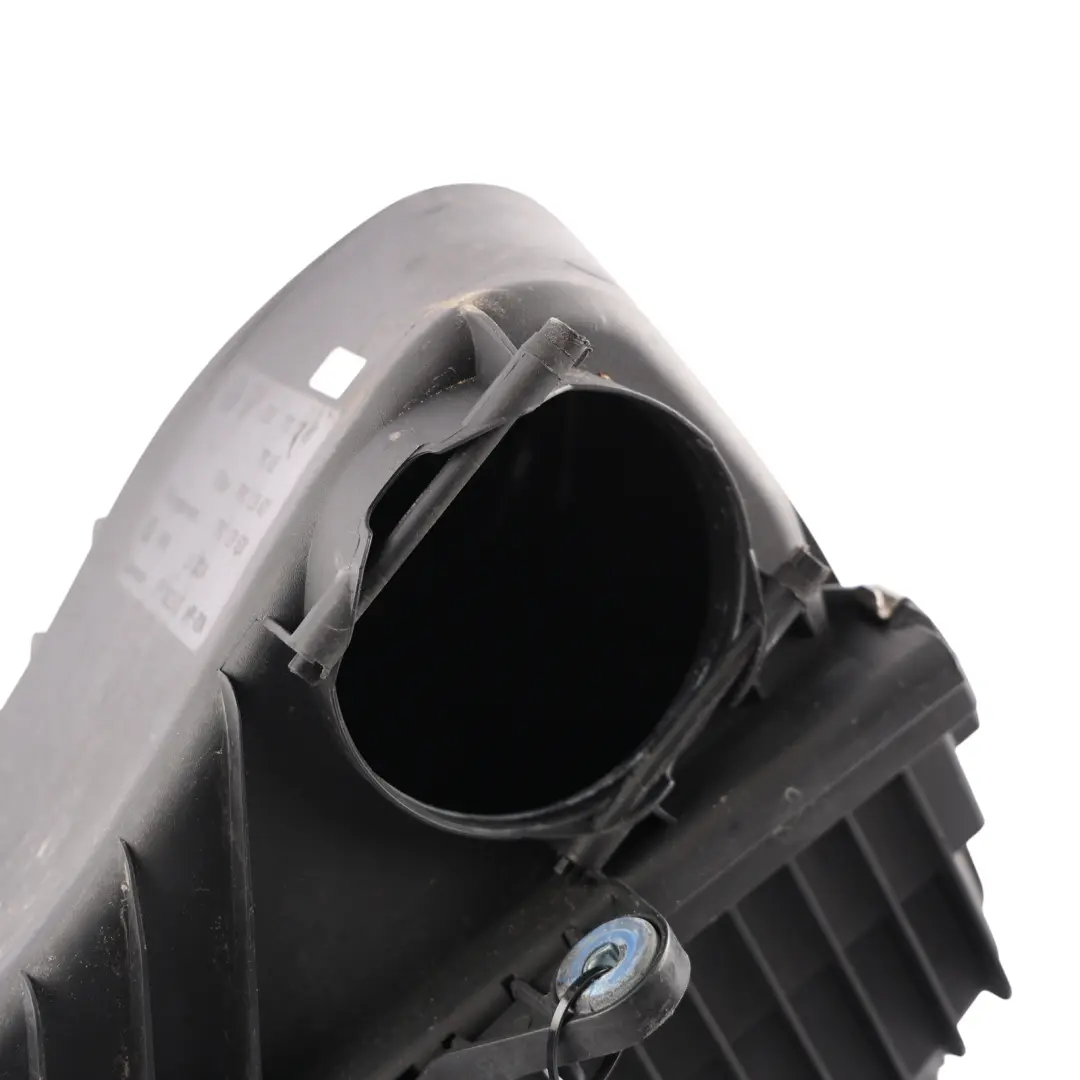 Filter Box Housing Left N/S to Porsche Cayenne 92A Air with Part number 7P0128607 Porsche Cayenne 92A Air Filter Box Housing Left N/S - SKU 7P0128607 - Part number 7P0128607