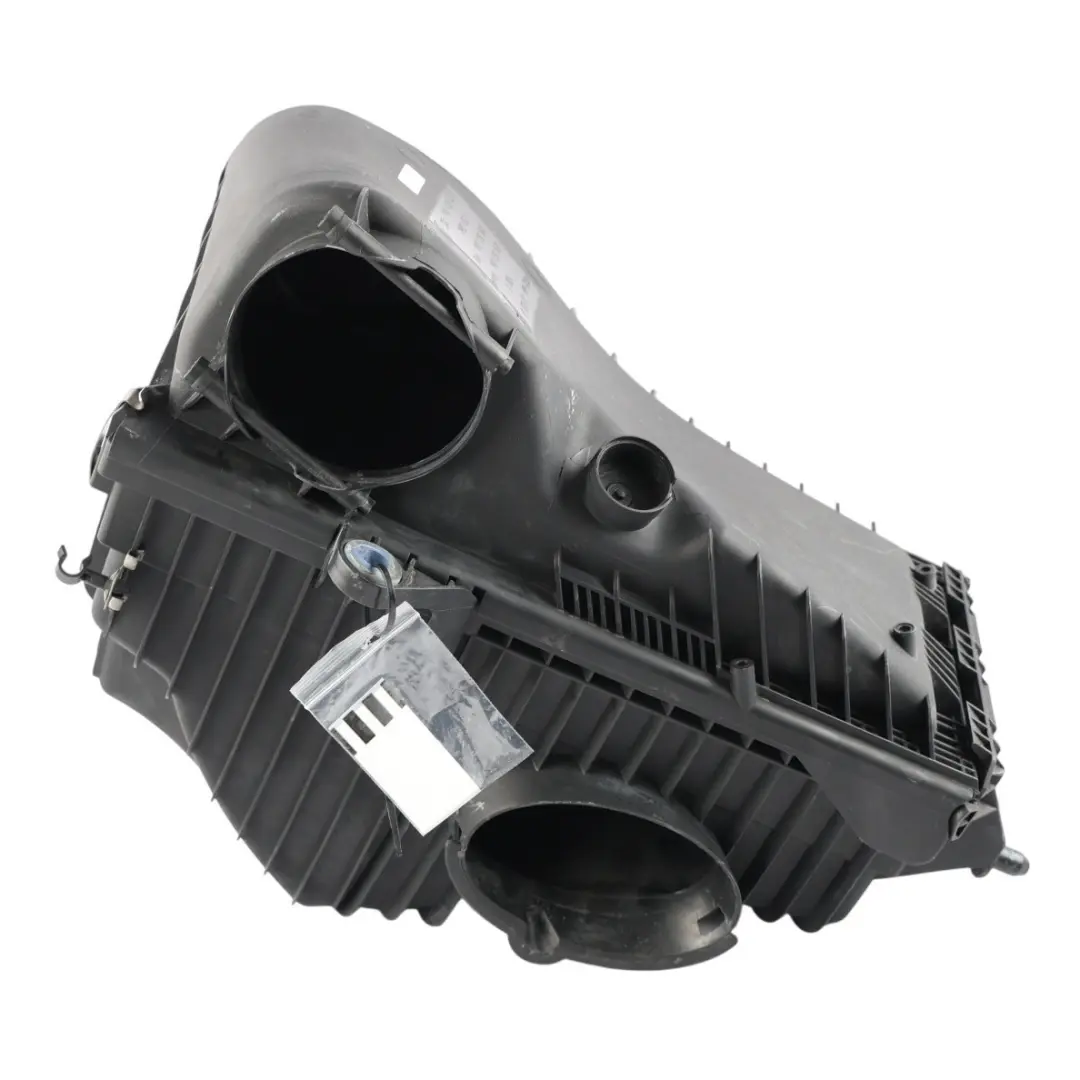 Porsche Cayenne 92A Air Filter Box Housing Right O/S - SKU 7P0129607 - Part number 7P0129607