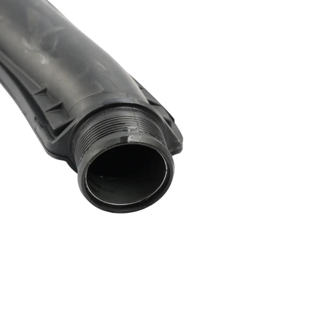 7P Ladeluftkühler Schlauch Rohr 3.0 TDI für Porsche Touareg mit Teilenummer 7P0145792 Porsche Touareg 7P Ladeluftkühler Schlauch Rohr 3.0 TDI - SKU 7P0145792-1 - Teilenummer 7P0145792