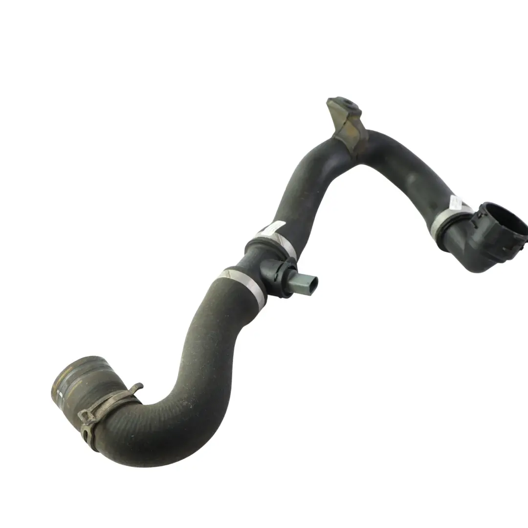 Tubo Manguera Refrigerante 4.2 Gasolina 7L8121115 para Porsche Cayenne 92A con número de pieza 7P5122051D Porsche Cayenne 92A Tubo Manguera Refrigerante 4.2 Gasolina 7L8121115 - SKU 7P5122051D - Número de pieza 7P5122051D