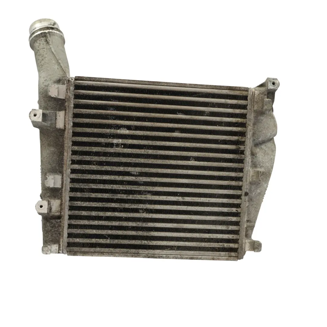 Ladeluftkühler Kühler Links Diesel für Porsche Cayenne 92A mit Teilenummer 7P5145804A Porsche Cayenne 92A Ladeluftkühler Kühler Links Diesel - SKU 7P5145804A - Teilenummer 7P5145804A