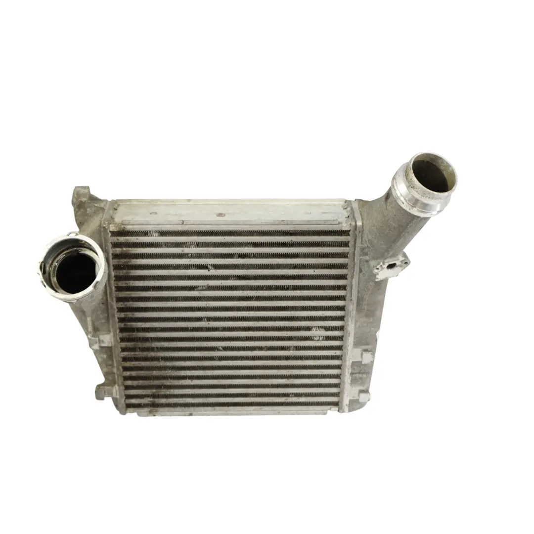 Porsche Cayenne 92A Radiador Intercooler Izquierdo Diesel - SKU 7P5145804A - Número de pieza 7P5145804A