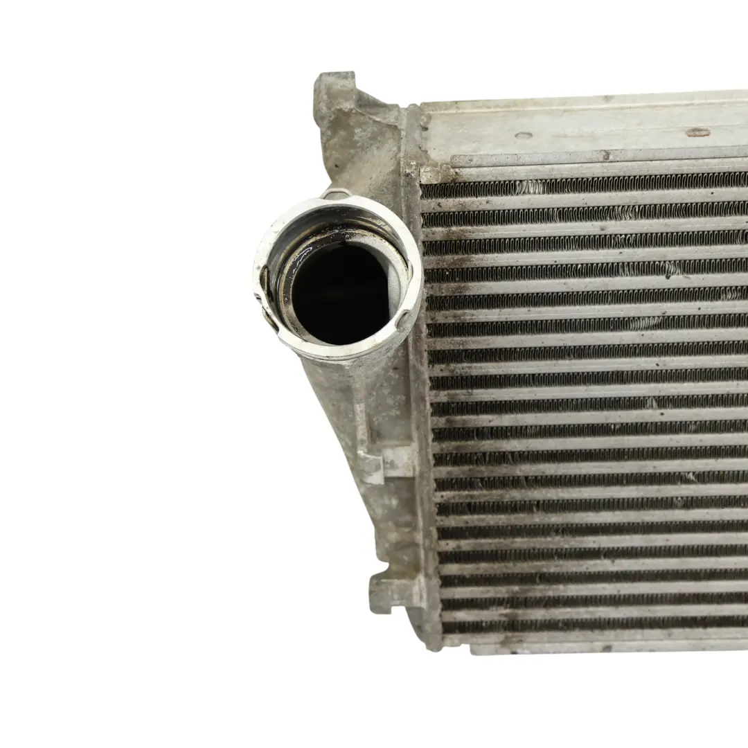 Porsche Cayenne 92A Radiador Intercooler Izquierdo Diesel - SKU 7P5145804A - Número de pieza 7P5145804A