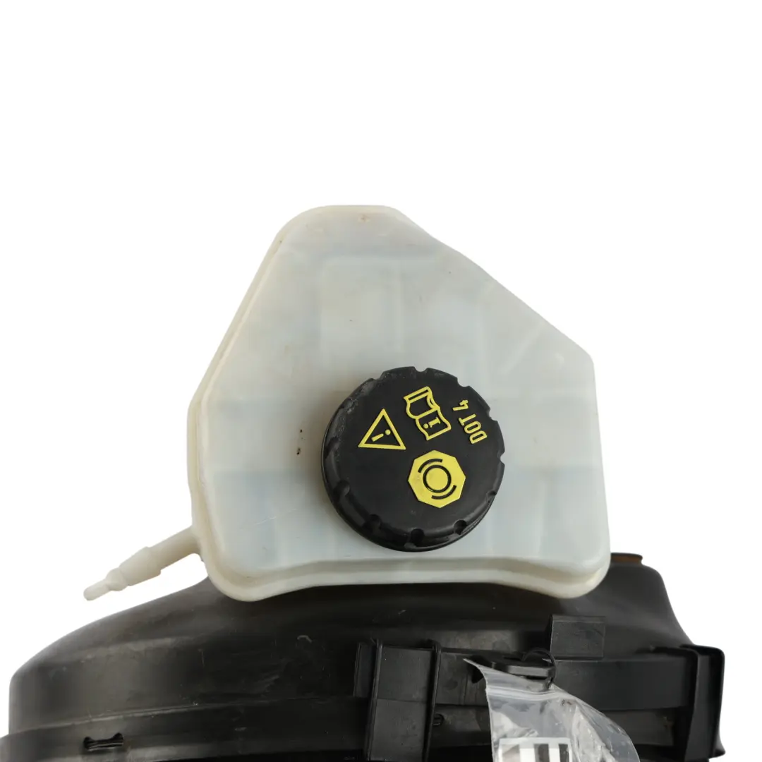 7P Brake Servo Master Cylinder to Porsche Cayenne 92A VW Touareg with Part number 7P5612101B Porsche Cayenne 92A VW Touareg 7P Brake Servo Master Cylinder - SKU 7P5612101B - Part number 7P5612101B