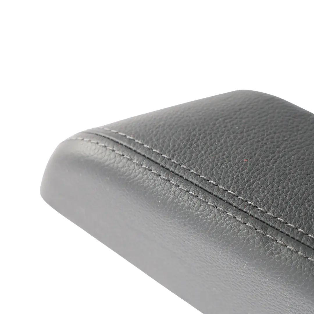 Porsche Cayenne 92A Panel Reposabrazos Puerta Trasera Derecho - SKU 7P5867374-1 - Número de pieza 7P5867374