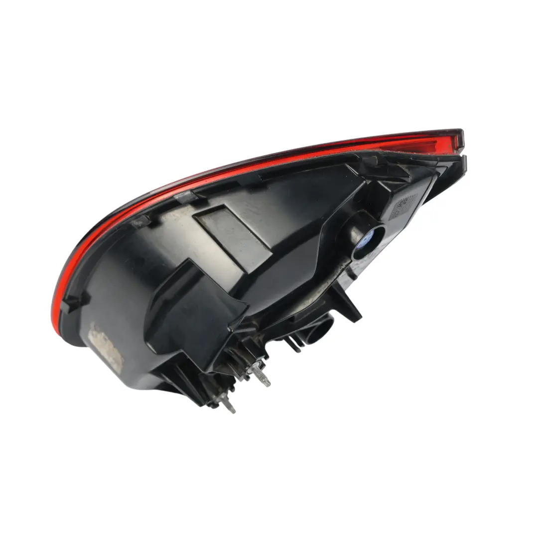 Feu Arrière Intérieur Hayon Gauche pour Porsche Cayenne 92A à propos du numéro de pièce 7P5945093M Porsche Cayenne 92A Feu Arrière Intérieur Hayon Gauche - SKU 7P5945093M - Numéro de pièce 7P5945093M
