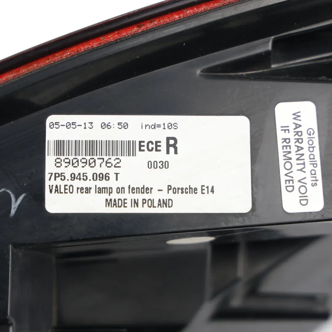 958 Heckleuchte Außen Rechts für Porsche Cayenne 92A mit Teilenummer 7P5945096T Porsche Cayenne 92A 958 Heckleuchte Außen Rechts - SKU 7P5945096T - Teilenummer 7P5945096T