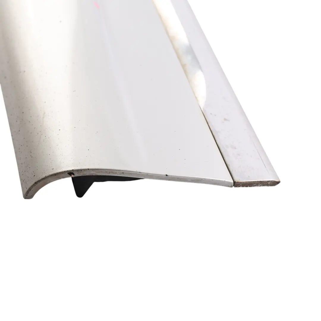 7P Front Door Strip Moulding Trim Right O/S M7W Ice Silver - X7W to VW Touareg with Part number 7P6853960A VW Touareg 7P Front Door Strip Moulding Trim Right O/S M7W Ice Silver - X7W - SKU 7P6853960A-ICS - Part number 7P6853960A