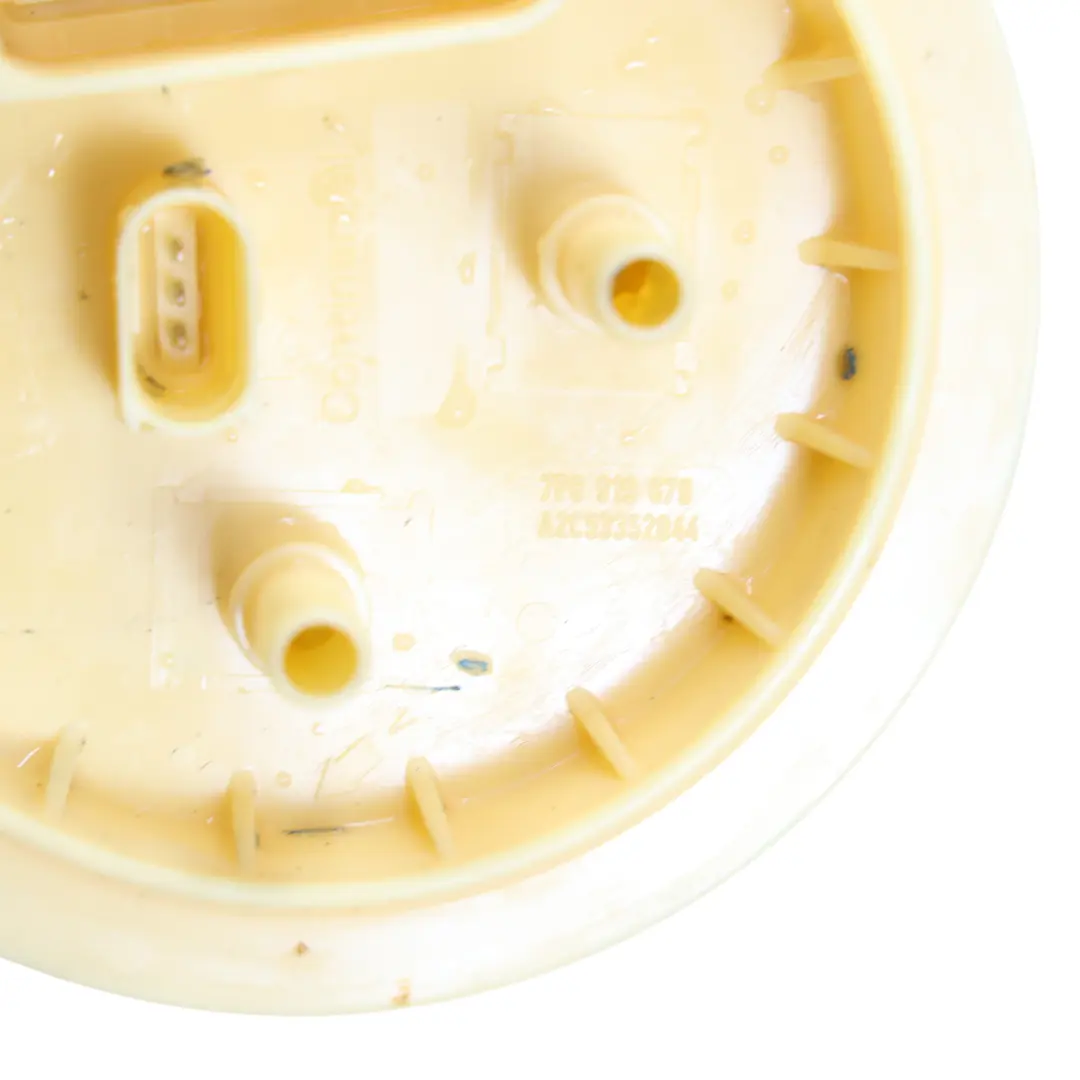 7P Engine Fuel Pump In Tank Sender 3.0 TDI to Audi Q7 4L VW Touareg with Part number 7P6919679 Audi Q7 4L VW Touareg 7P Engine Fuel Pump In Tank Sender 3.0 TDI - SKU 7P6919679 - Part number 7P6919679
