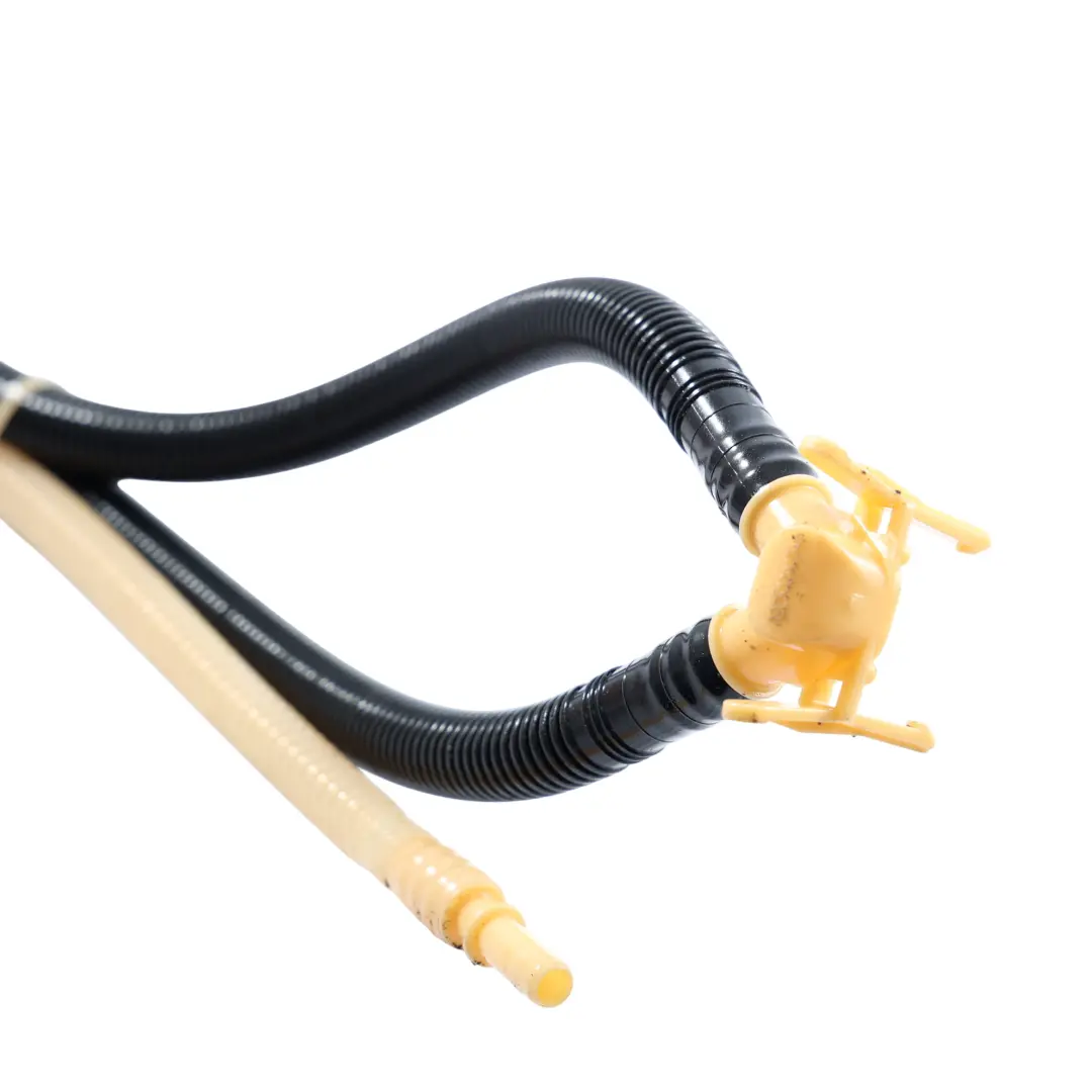 7P Tuyau Réservoir Carburant Gauche pour Porsche Cayenne 92A VW Touareg à propos du numéro de pièce 7P6919715A Porsche Cayenne 92A VW Touareg 7P Tuyau Réservoir Carburant Gauche - SKU 7P6919715A - Numéro de pièce 7P6919715A