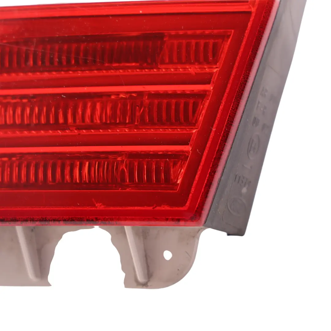 Mk4 Boot Lid Tailgate Lamp Light Inner Rear Right O/S to Ford Mondeo with Part number 7S71-13A602-A Ford Mondeo Mk4 Boot Lid Tailgate Lamp Light Inner Rear Right O/S - SKU 7S71-13A602-A - Part number 7S71-13A602-A