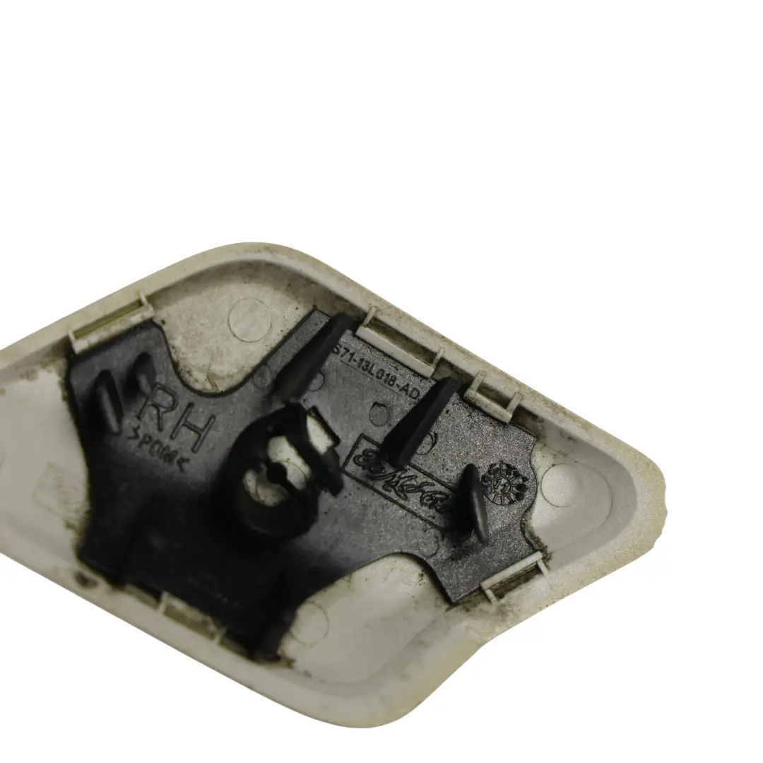 Ford Mondeo MK4 Cache Lave-Phare Argent Moondust Métallisé ZJ - SKU 7S71-13L018-AD-MDS - Numéro de pièce 7S71-13L018-AD