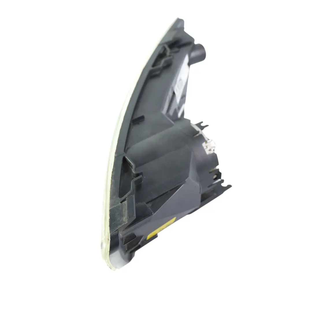 Mk4 Lampa Przeciwmgielna Przednia Prawa do Ford Mondeo o numerze 7S71-15K201-AD Ford Mondeo Mk4 Lampa Przeciwmgielna Przednia Prawa - SKU 7S71-15K201-AD - Numer Części 7S71-15K201-AD