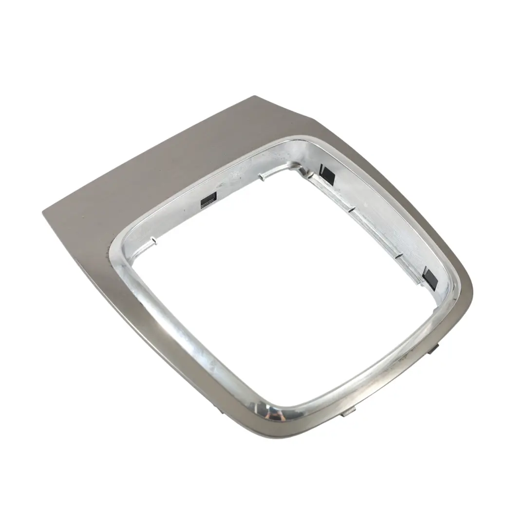 Ford Mondeo MK4 Pannello Copertura Cornice Selettore Marce - SKU 7S71-A044H82-NB - Numero di parte 7S71-A044H82-NB