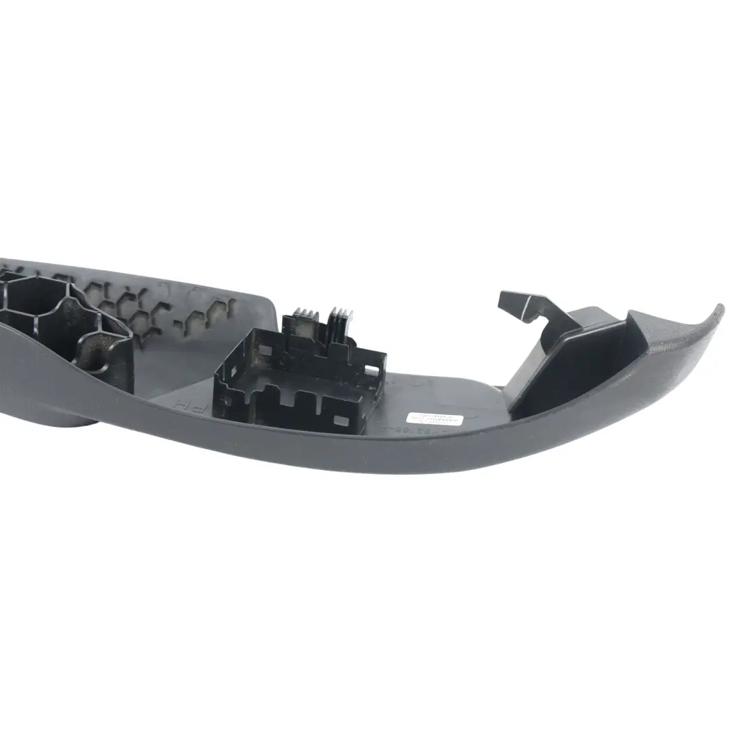 MK4 Cubierta Moldura Base Asiento Delantero Derecho para Ford Mondeo con número de pieza 7S71-Y62186-A Ford Mondeo MK4 Cubierta Moldura Base Asiento Delantero Derecho - SKU 7S71-Y62186-A - Número de pieza 7S71-Y62186-A