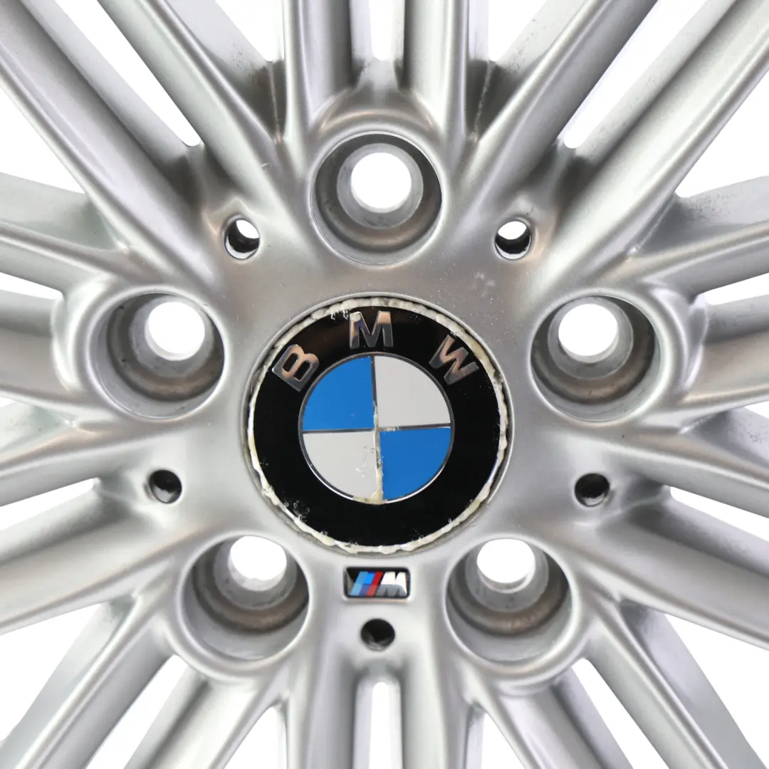 Llanta De aleacion 17" 7J ET:47 M Doble Radio - 207 para BMW E81 E82 E87 E88 con número de pieza 8036937 BMW E81 E82 E87 E88 Llanta De aleacion 17" 7J ET:47 M Doble Radio - 207 - SKU 8036937-2 - Número de pieza 8036937