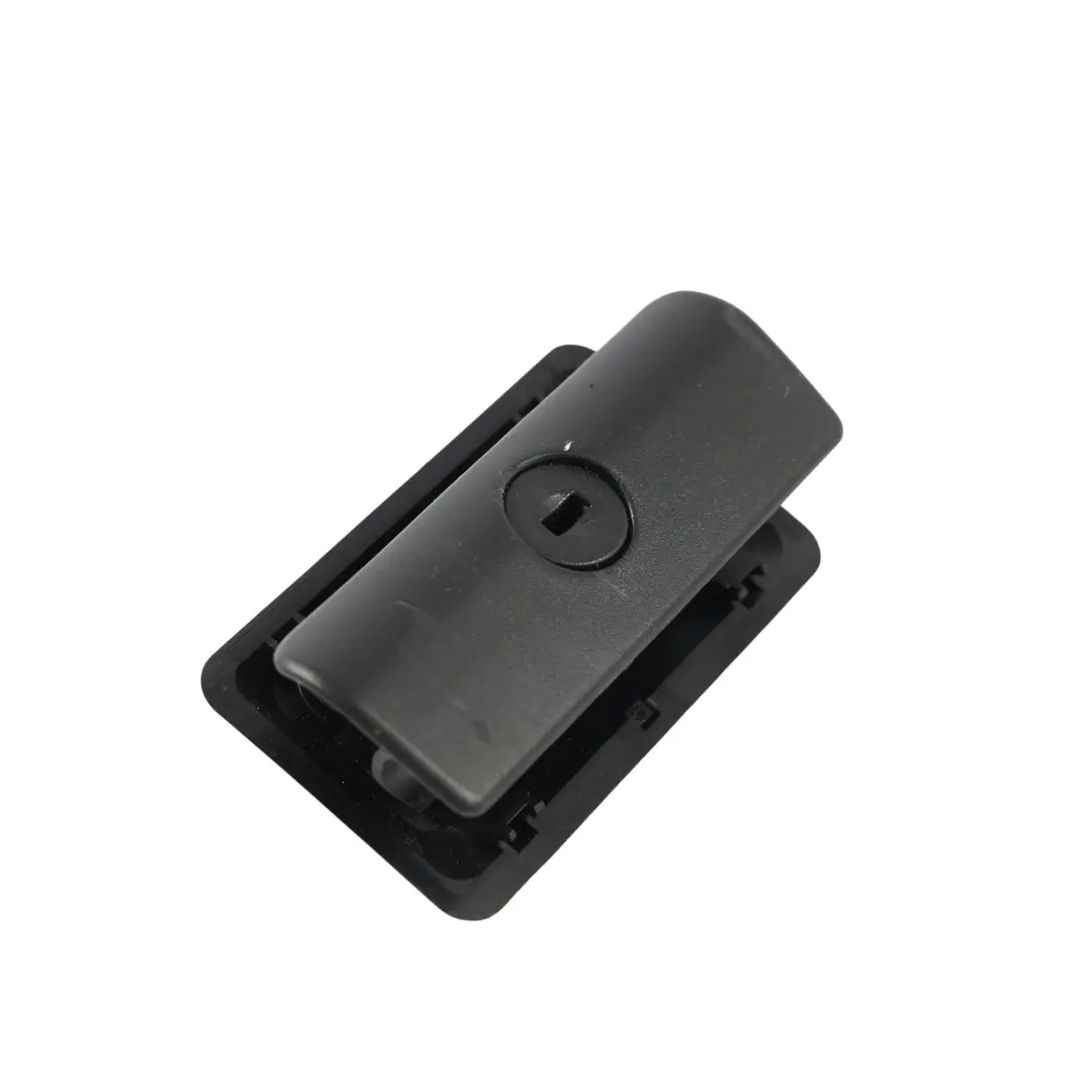 Fila E53 E83 Chiusura Vano Portaoggetti Parte Inferiore Nero per BMW X3 X5 con numero di parte 8163018 BMW X3 X5 Fila E53 E83 Chiusura Vano Portaoggetti Parte Inferiore Nero - SKU 8163018-1 - Numero di parte 8163018