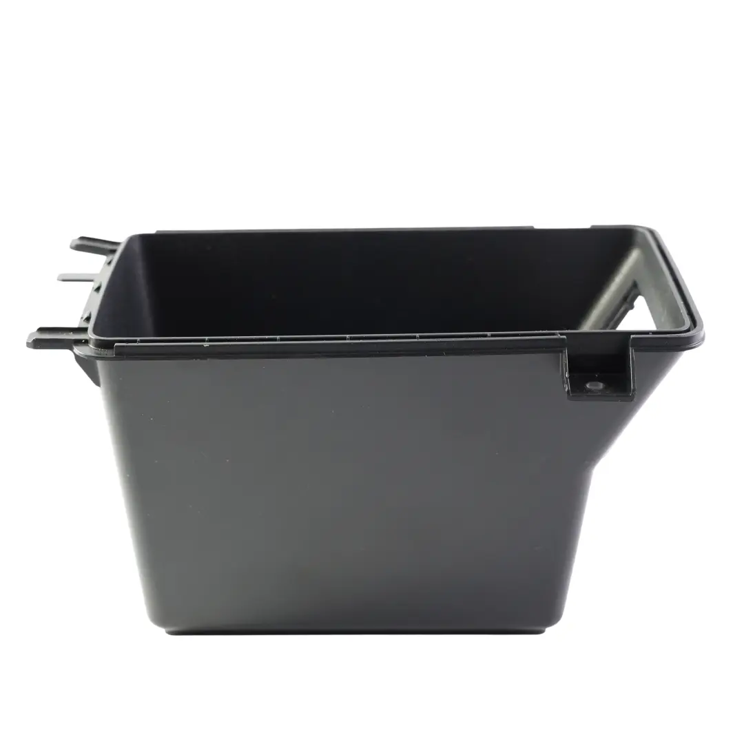Consola Central Cubierta Bandeja Panel Almacenamiento Negro para Audi Q2 GA con número de pieza 81A863300 Audi Q2 GA Consola Central Cubierta Bandeja Panel Almacenamiento Negro - SKU 81A863300 - Número de pieza 81A863300