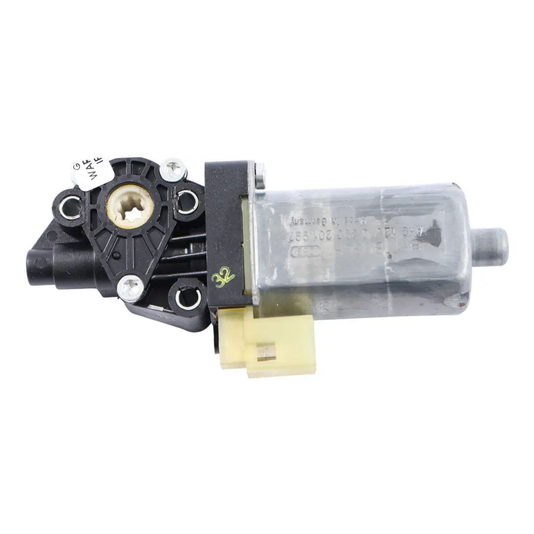 Sun Blind Window Motor Drive Right O/S to BMW E38 E65 E66 Rear with Part number 8381523 BMW E38 E65 E66 Rear Sun Blind Window Motor Drive Right O/S - SKU 8381523 - Part number 8381523