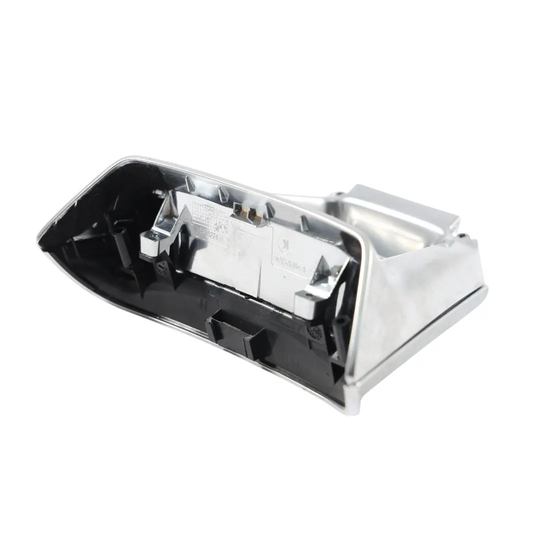RSQ3 F3 Osłona Kierownicy Chromowana Nakładka do Audi o numerze 83A419659E Audi RSQ3 F3 Osłona Kierownicy Chromowana Nakładka - SKU 83A419659E - Numer Części 83A419659E