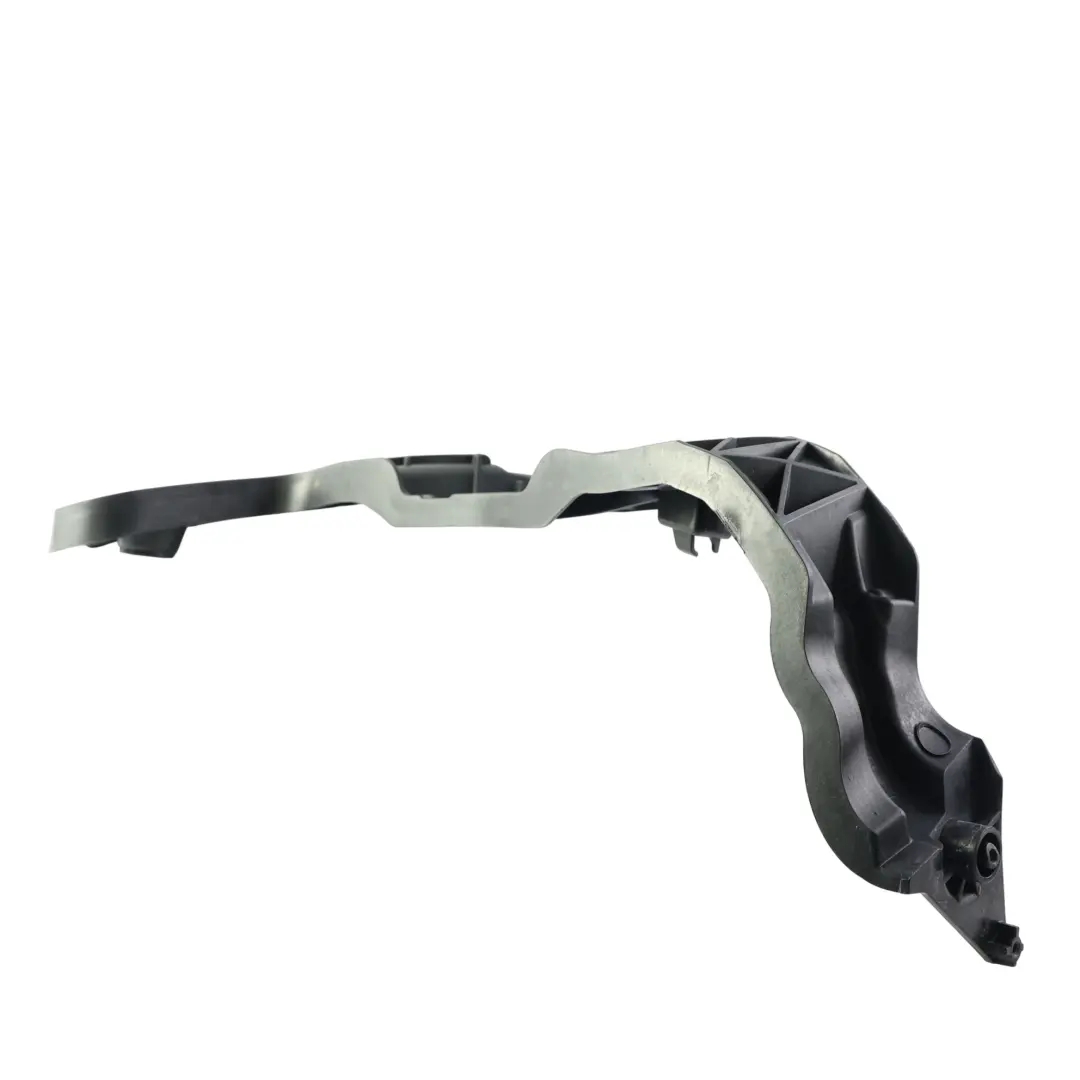 Support Fixation Pare-Chocs Arrière Droit pour Audi Q3 F3 à propos du numéro de pièce 83F807454 Audi Q3 F3 Support Fixation Pare-Chocs Arrière Droit - SKU 83F807454 - Numéro de pièce 83F807454