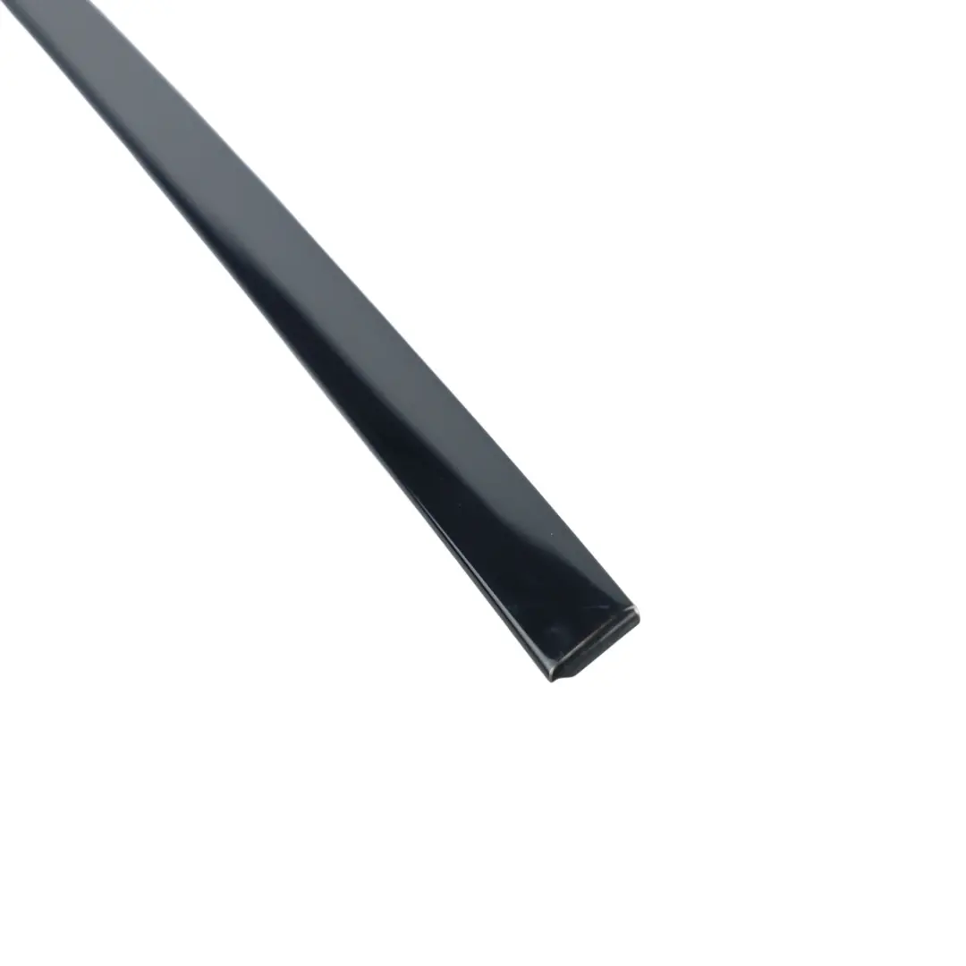 RSQ3 F2 Baguette Garniture Porte Guide Vitre Arrière Gauche pour Audi à propos du numéro de pièce 83F839643A Audi RSQ3 F2 Baguette Garniture Porte Guide Vitre Arrière Gauche - SKU 83F839643A - Numéro de pièce 83F839643A