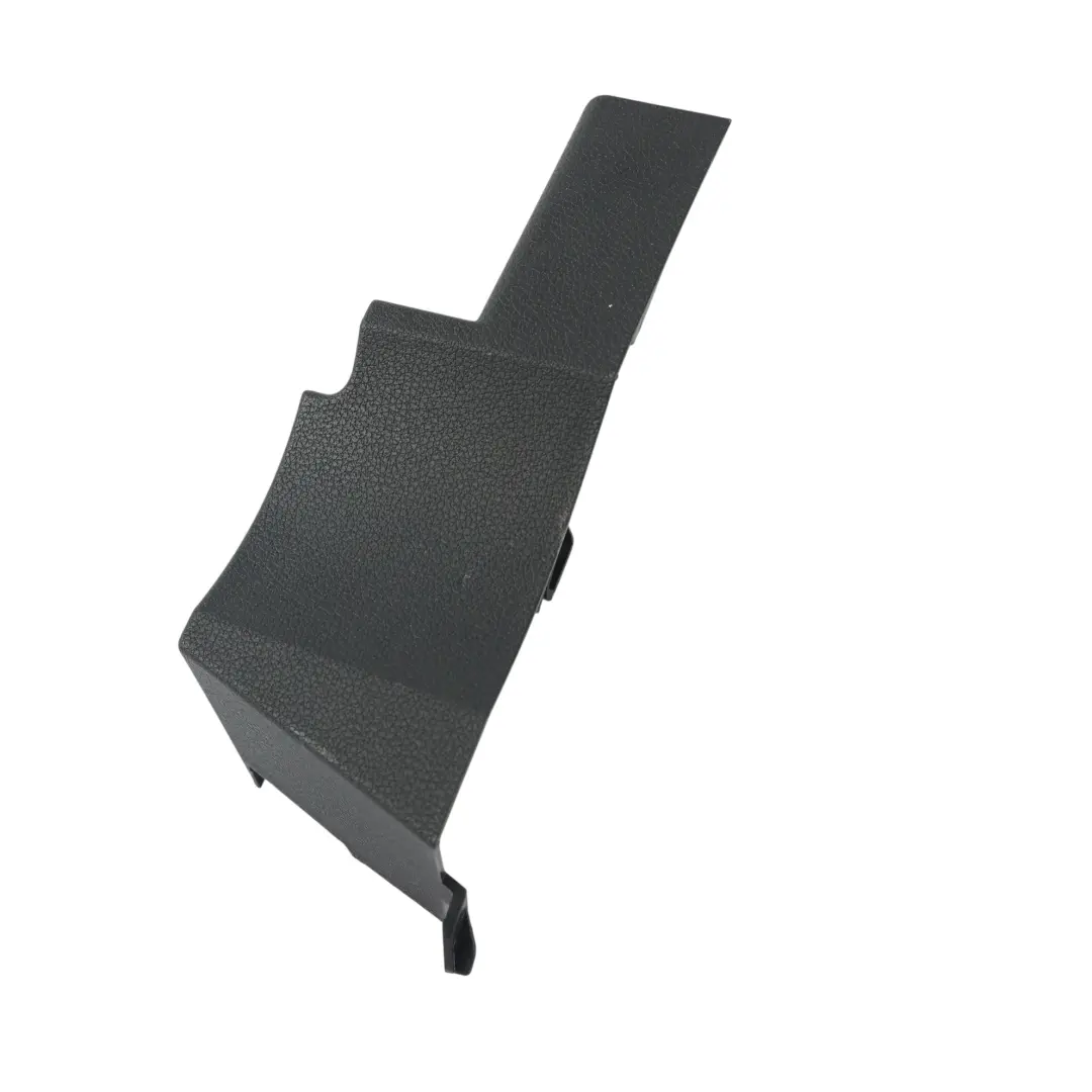 RSQ3 F3 Garniture Panneau Coffre Noir Gauche pour Audi à propos du numéro de pièce 83F863051 Audi RSQ3 F3 Garniture Panneau Coffre Noir Gauche - SKU 83F863051 - Numéro de pièce 83F863051