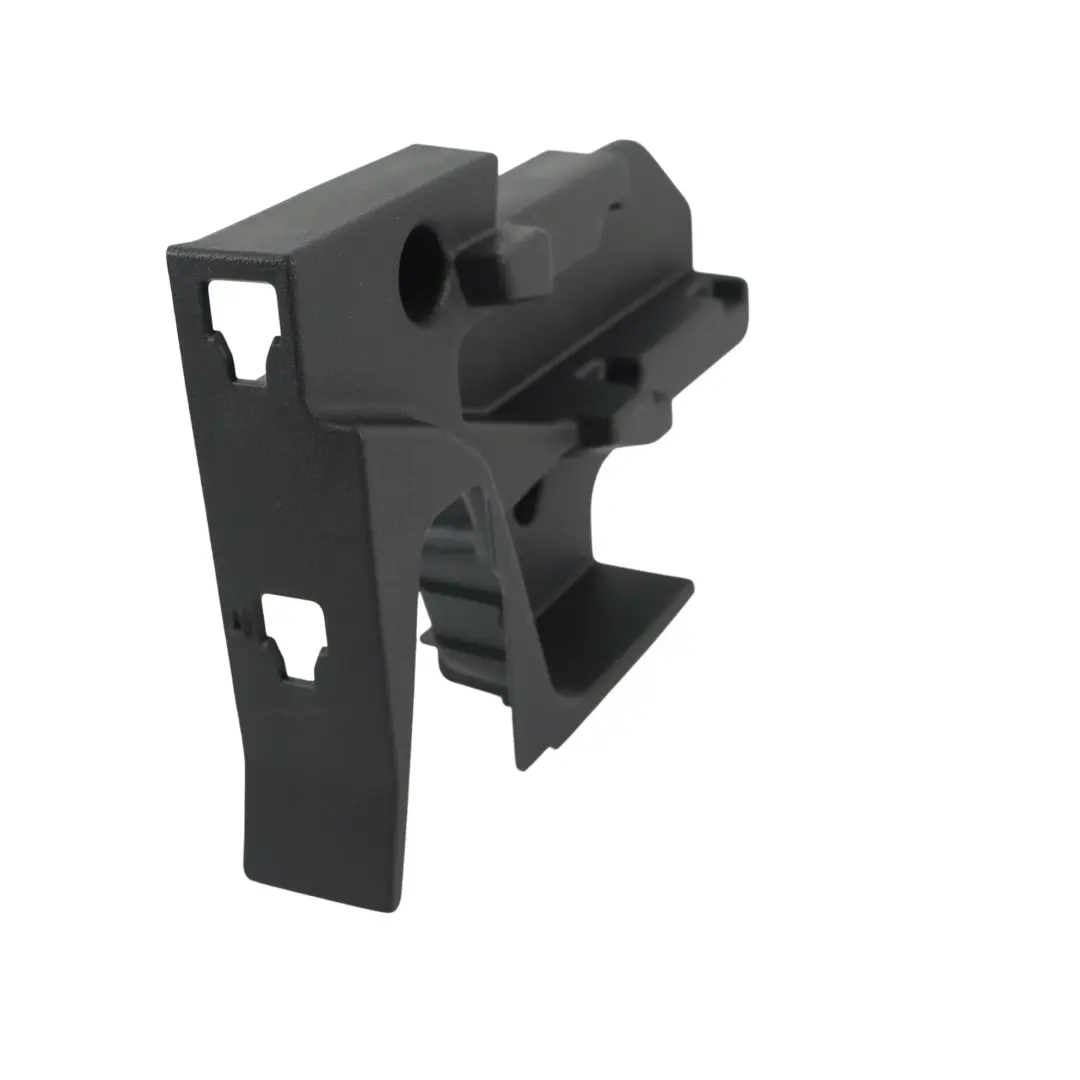 RSQ3 F3 Soporte Panel Lateral Maletero Derecho para Audi con número de pieza 83F863424 Audi RSQ3 F3 Soporte Panel Lateral Maletero Derecho - SKU 83F863424 - Número de pieza 83F863424