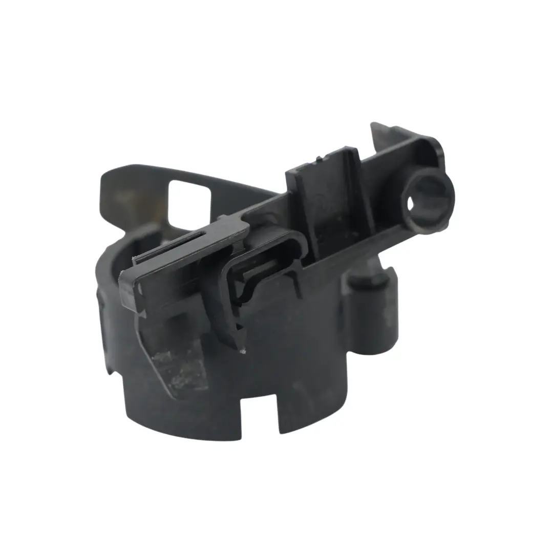 Uchwyt Elektrycznej Pompy Cieczy Chłodzącej do BMW G30 G31 F90 o numerze 8632136 BMW G30 G31 F90 Uchwyt Elektrycznej Pompy Cieczy Chłodzącej - SKU 8632136 - Numer Części 8632136