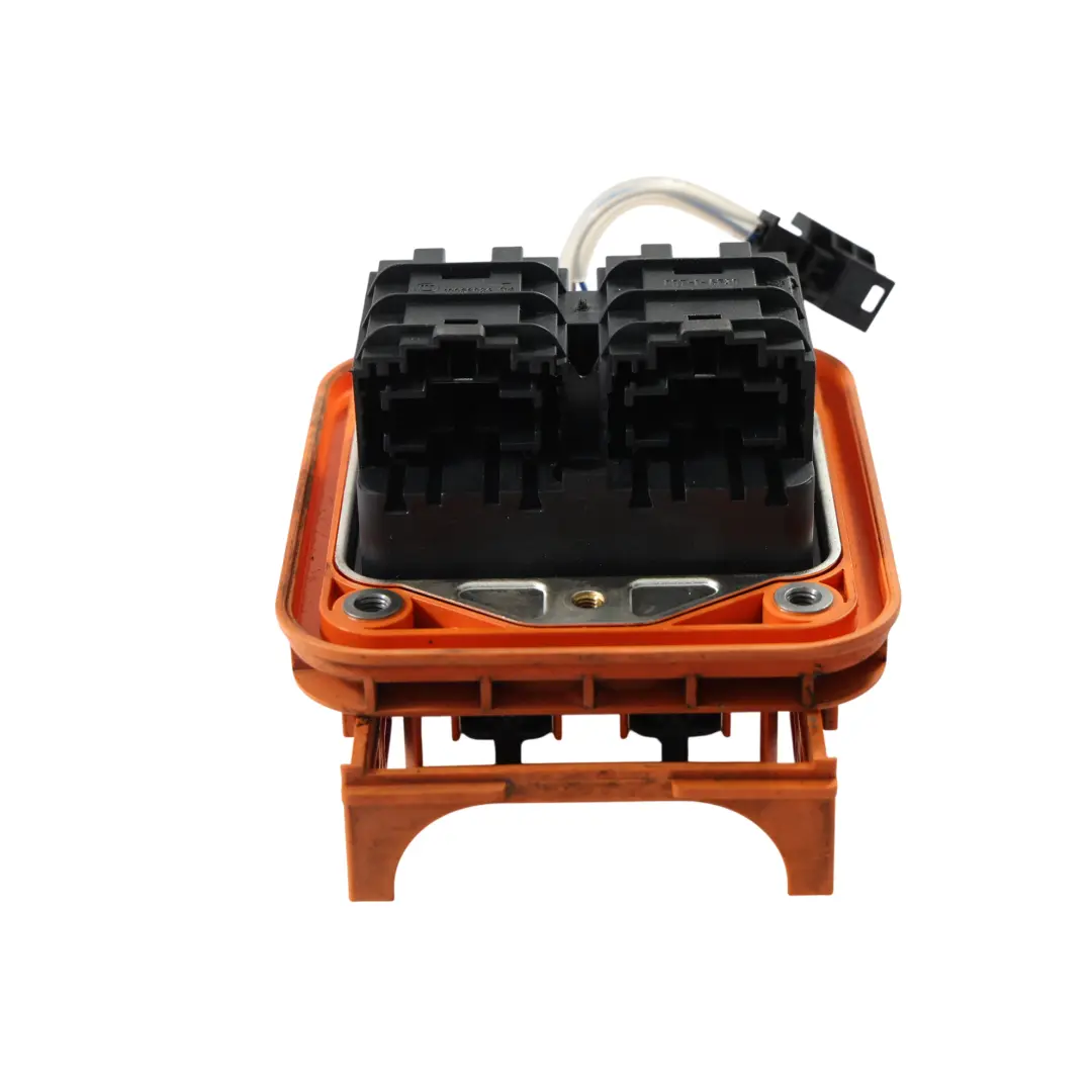 High Voltage Plug Cover Housing 8679679 to BMW G11 G12 G20 G21 G30 G31 with Part number 8661796 BMW G11 G12 G20 G21 G30 G31 High Voltage Plug Cover Housing 8679679 - SKU 8661796 - Part number 8661796