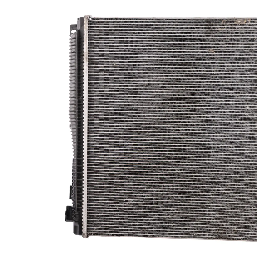 Water Coolant Radiator Cooling Unit to BMW G20 G22 G23 G26 with Part number 8666748 BMW G20 G22 G23 G26 Water Coolant Radiator Cooling Unit - SKU 8666748 - Part number 8666748
